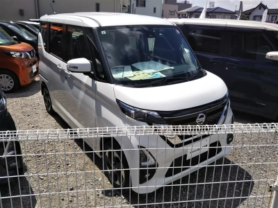 NISSAN ROOX
