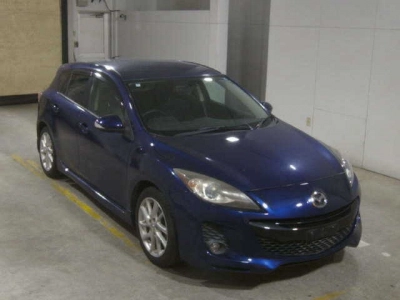 MAZDA AXELA SPORT