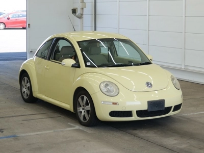 VOLKSWAGEN NEW BEETLE