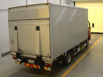 MITSUBISHI CANTER