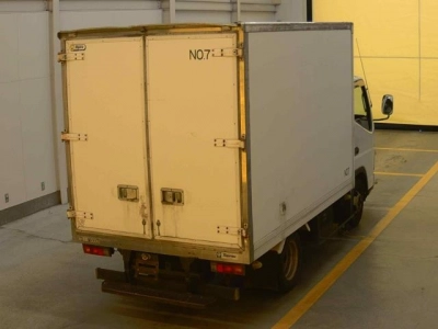 MITSUBISHI CANTER