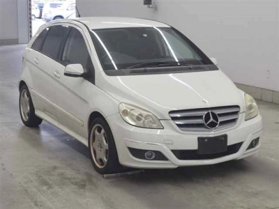 MERCEDES BENZ B CLASS