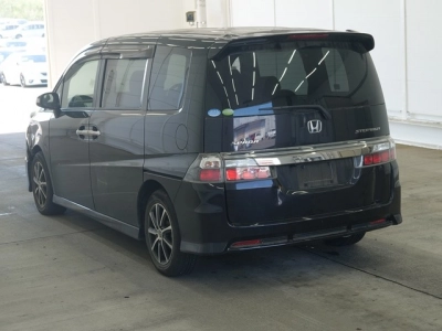 HONDA STEPWGN SPADA