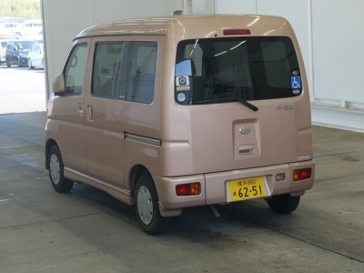 DAIHATSU ATRAI