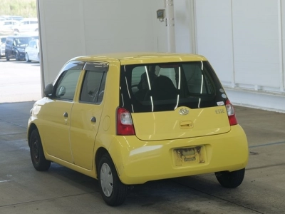DAIHATSU ESSE