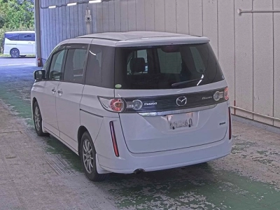 MAZDA BIANTE