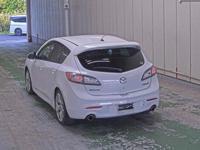 MAZDA AXELA SPORT