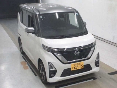 NISSAN ROOX