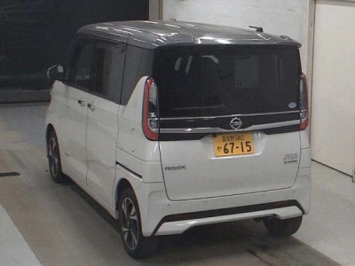 NISSAN ROOX