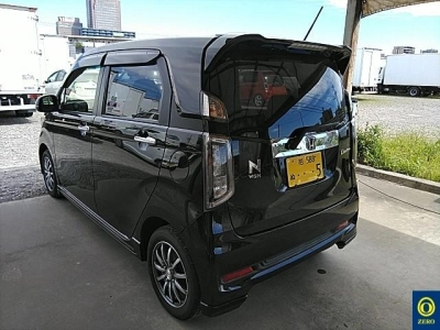 HONDA N-WGN