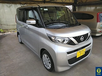 NISSAN ROOX