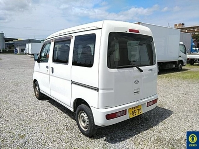 DAIHATSU HIJET VAN