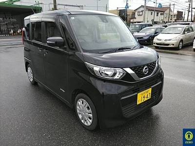 NISSAN ROOX
