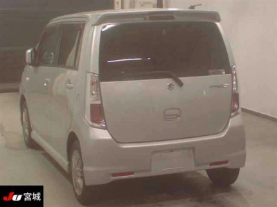 SUZUKI WAGON R STINGRAY