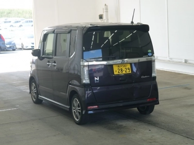 HONDA N BOX CUSTOM