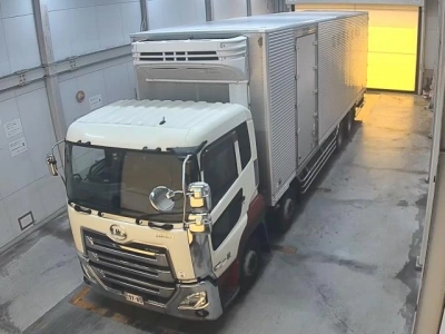 NISSAN UD