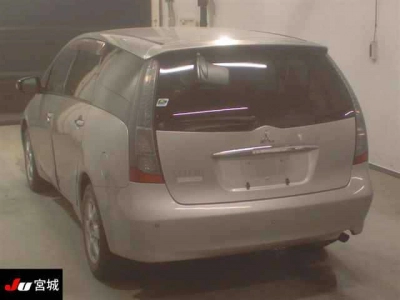 MITSUBISHI GRANDIS
