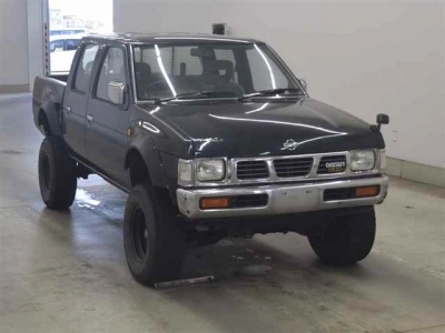 NISSAN DATSUN