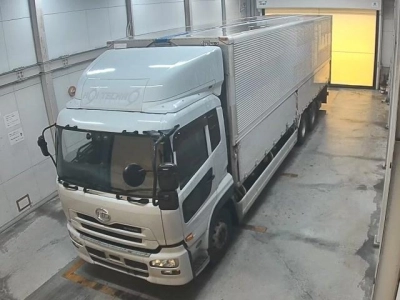 NISSAN UD