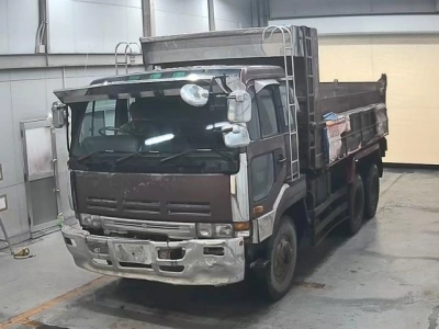 NISSAN UD