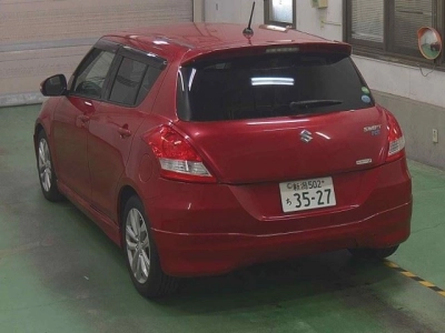 SUZUKI SWIFT