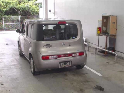 NISSAN CUBE