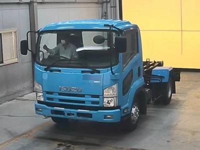 ISUZU FORWARD