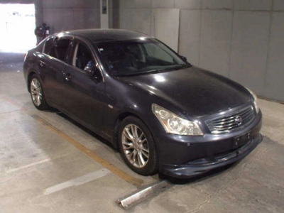 NISSAN SKYLINE