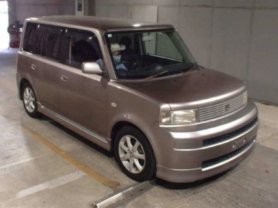 TOYOTA BB