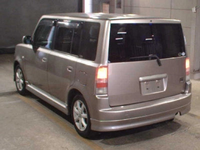 TOYOTA BB