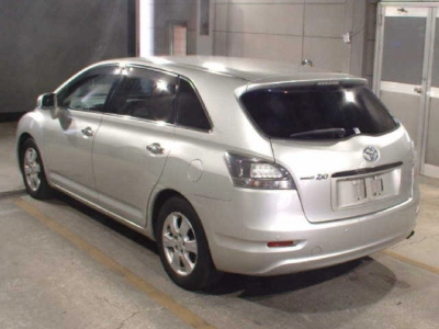 TOYOTA MARK X ZIO