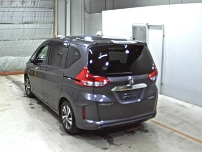 HONDA FREED + HYBRID