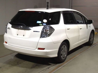 HONDA FIT SHUTTLE HYBRID