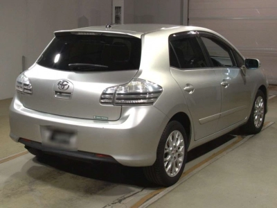 TOYOTA BLADE
