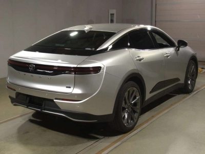 TOYOTA CROWN CROSSOVER