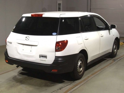 MAZDA FAMILIA VAN