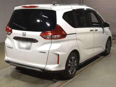 HONDA FREED + HYBRID