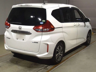 HONDA FREED HYBRID