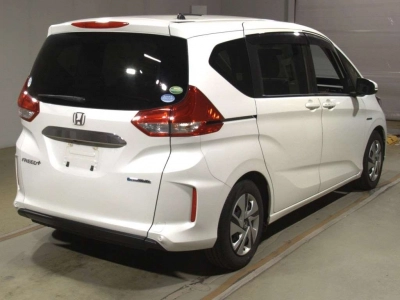 HONDA FREED + HYBRID
