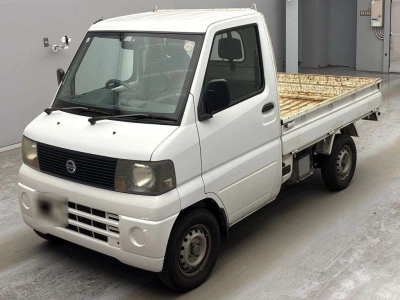 NISSAN CLIPPER TRUCK