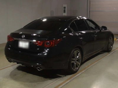 NISSAN SKYLINE