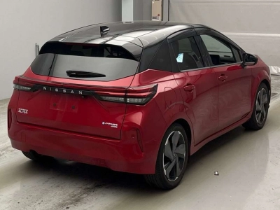 NISSAN AURA