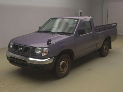 NISSAN DATSUN