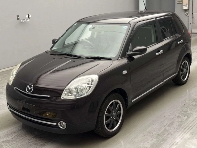 MAZDA VERISA