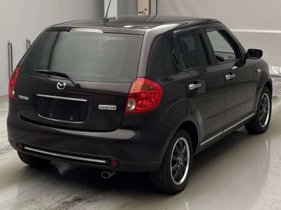 MAZDA VERISA