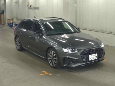 AUDI A4 AVANTE