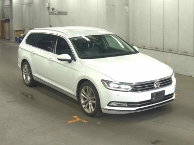 VOLKSWAGEN PASSAT VARIANT