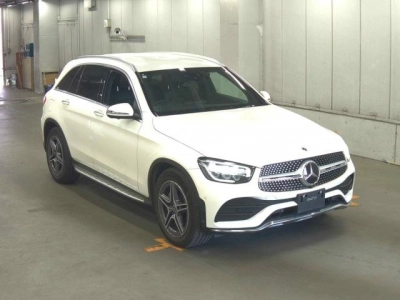 MERCEDES BENZ GLC