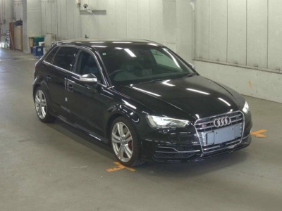 AUDI S3