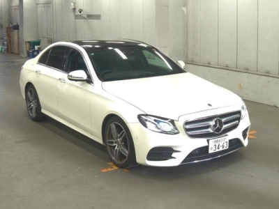 MERCEDES BENZ E CLASS